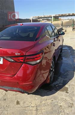 نیسان سێنترا